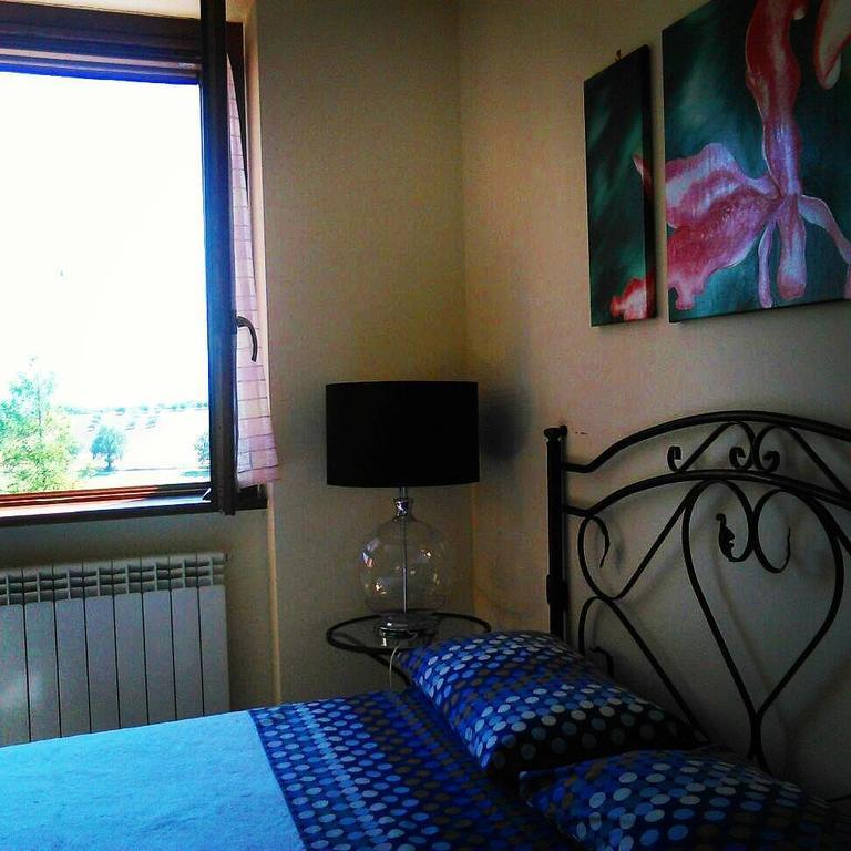 Casale Il Cerqueto Bed and Breakfast San Severino Marche Kamer foto