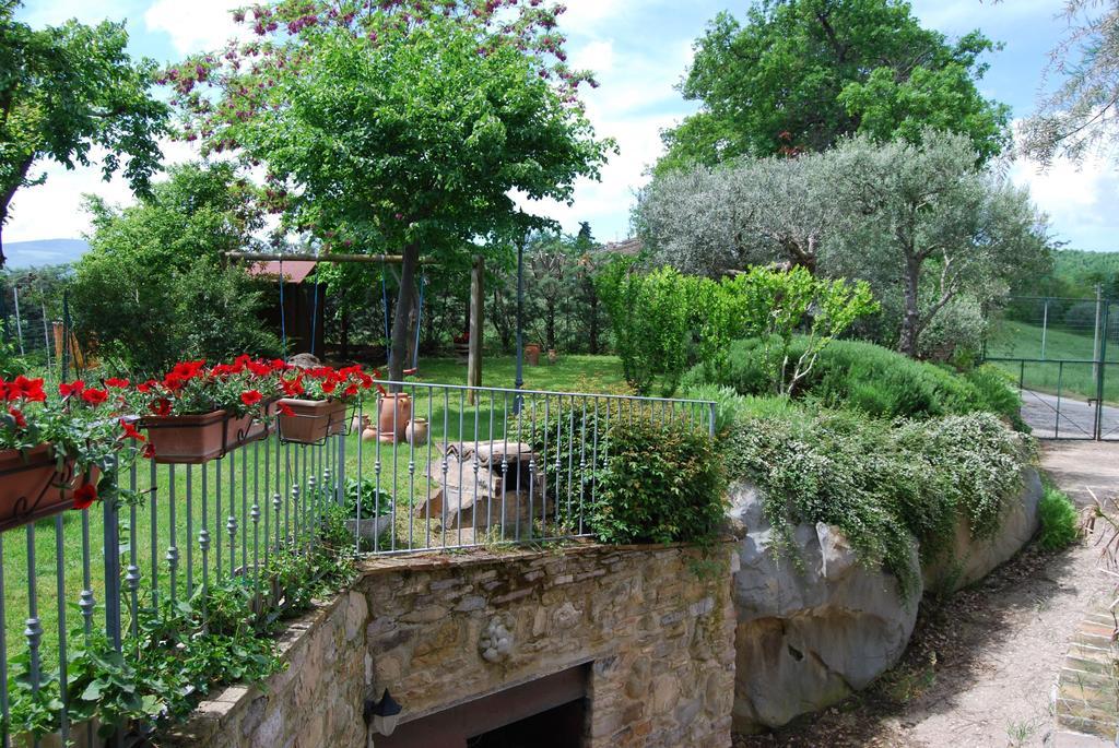 Casale Il Cerqueto Bed and Breakfast San Severino Marche Kamer foto