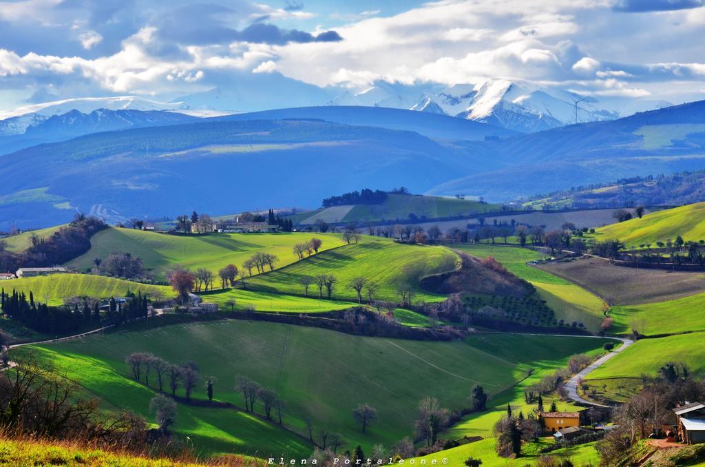 Casale Il Cerqueto Bed and Breakfast San Severino Marche Buitenkant foto